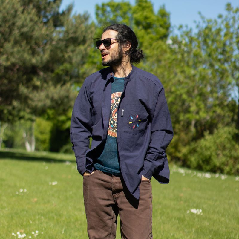Camiseta de algodón lavado a piedra Nomad Sari - Mantente salvaje, hijo de la luna - Azul - Grande