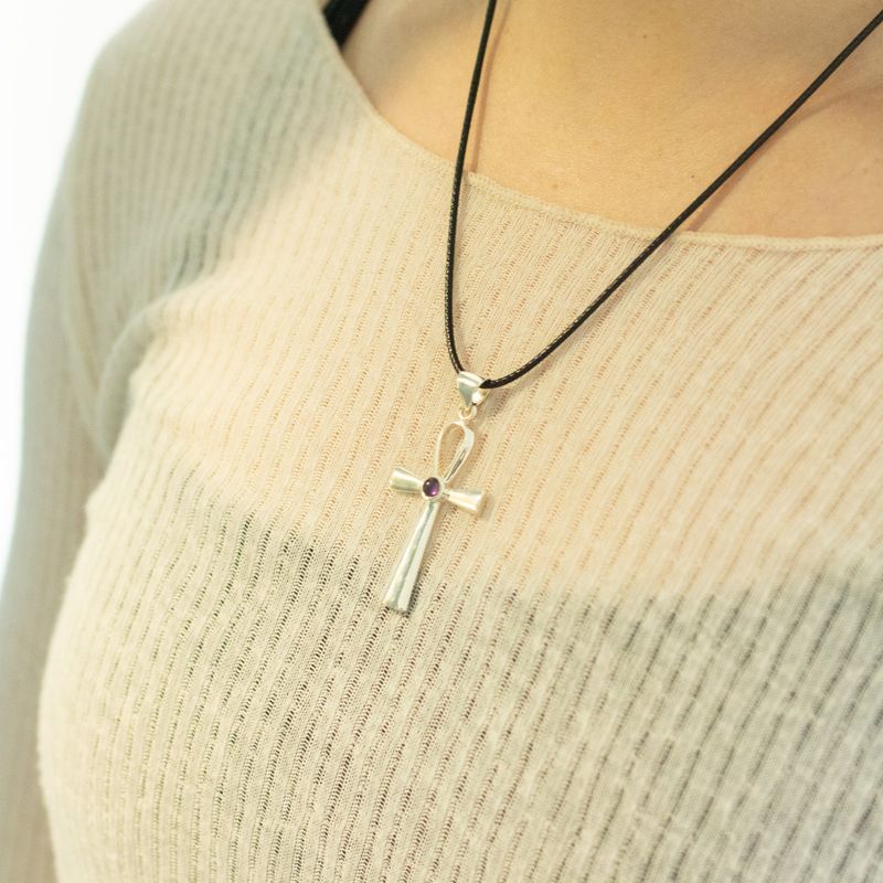 Colgante devocional hindú - Plateado con baño de plata (cordón de 45 cm) - Símbolo Ankh de la Vida Eterna