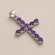 Colgante devocional indio - bañado en plata (cadena de 45 cm) - Crucifijo de amatista