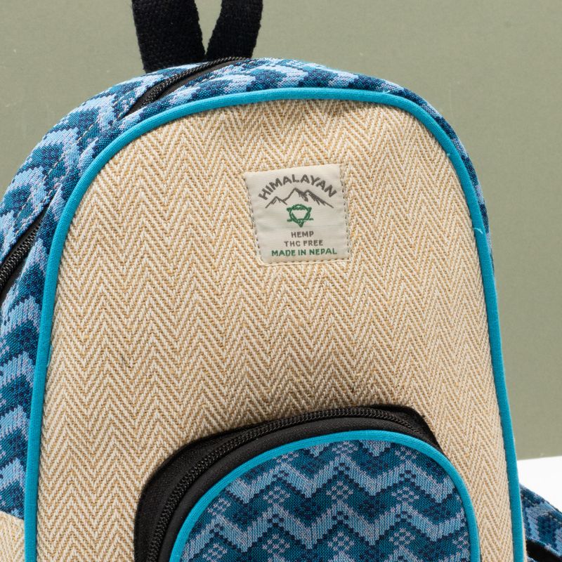 Mochila Kathmandu Mediana - Diseño Dhaka (30x21x9cm)