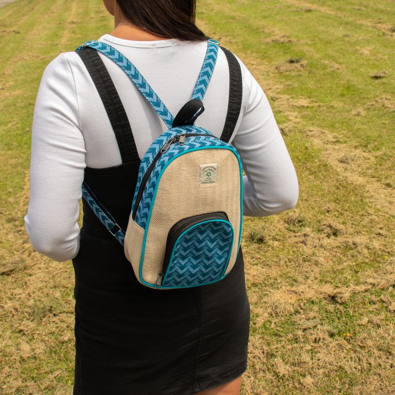 Mochila Kathmandu Mediana - Diseño Dhaka (30x21x9cm)