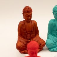 Matt Mini Buddha (Colores surtidos)