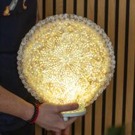Lámpara bohemia de concha marina - concha de arte tallada, grande y redonda - 30 cm