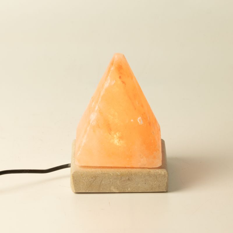 Lámpara de sal piramidal USB de calidad - 9 cm (una unidad)