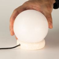 Lámpara de Sal USB en forma de bola blanca de calidad - 9 cm (multicolor)