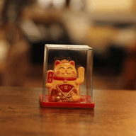 Mini Gato de la suerte impulsado por energía solar en caja - Amarillo