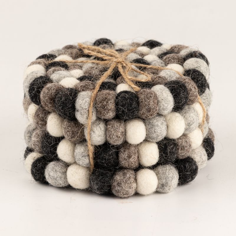 Posavasos redondos de bolas de fieltro - 10 cm color gris variado (juego de 4)