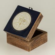 Caja pequeña esmaltada - Libra