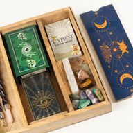 Bandeja de tarot con fases lunares en azul y soporte para cartas