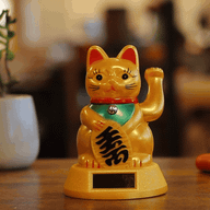 Gato de la suerte solar