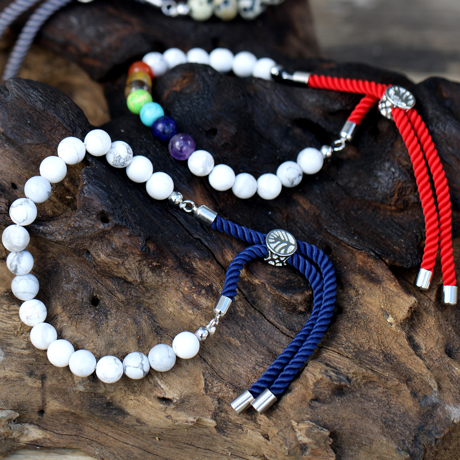AW Artisan Dropshipping, fabricante, proveedor y distribuidor de pulseras ajustables con piedras preciosas