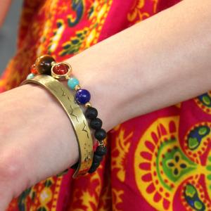 Proveedor de pulseras de latón y cobre en tendencia para revender en tu tienda online