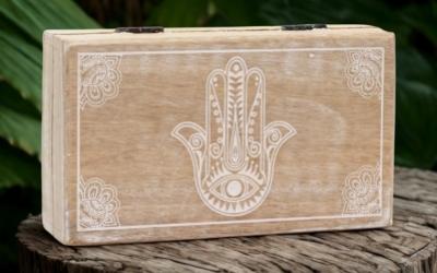 Cajas y Bandejas de Madera con Diseños de Buda y Hamsa