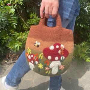 Bolsos de Fieltro en Tendencia para impulsar tus ventas online